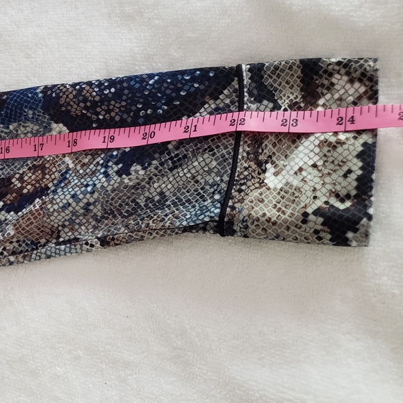 Undbranded Women's Blue Snakeskin Print  Shirt Dress Size S - Picture 13 of 16